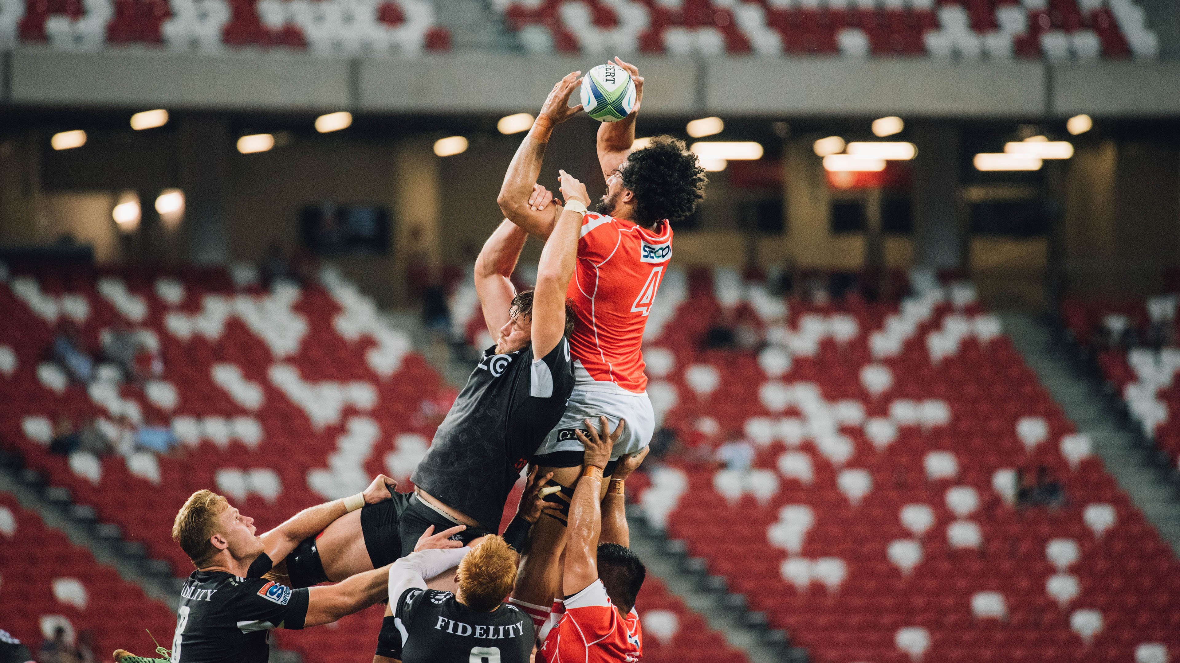 迅雷难挡神兵天降!快船击溃雷霆,西亚卡姆化身完美拼图